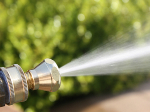 The Little Big Shot Garden Hose Nozzle is Water-Efficient, Adjustable and Durable