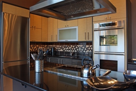 For a Healthy Holiday Home, Upgrade Your Kitchen Range Hood