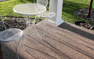 outdoor carpeting on a porch