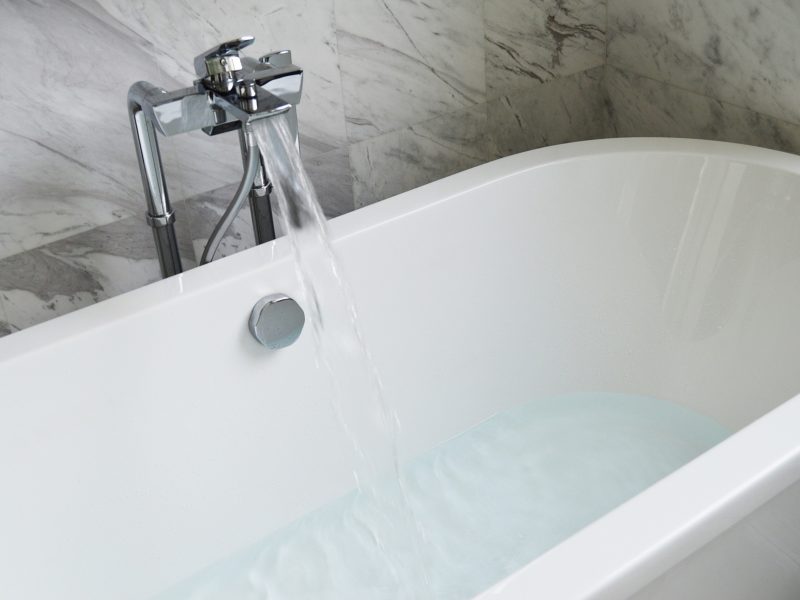Cracks in Bathtub Surface » The Money Pit
