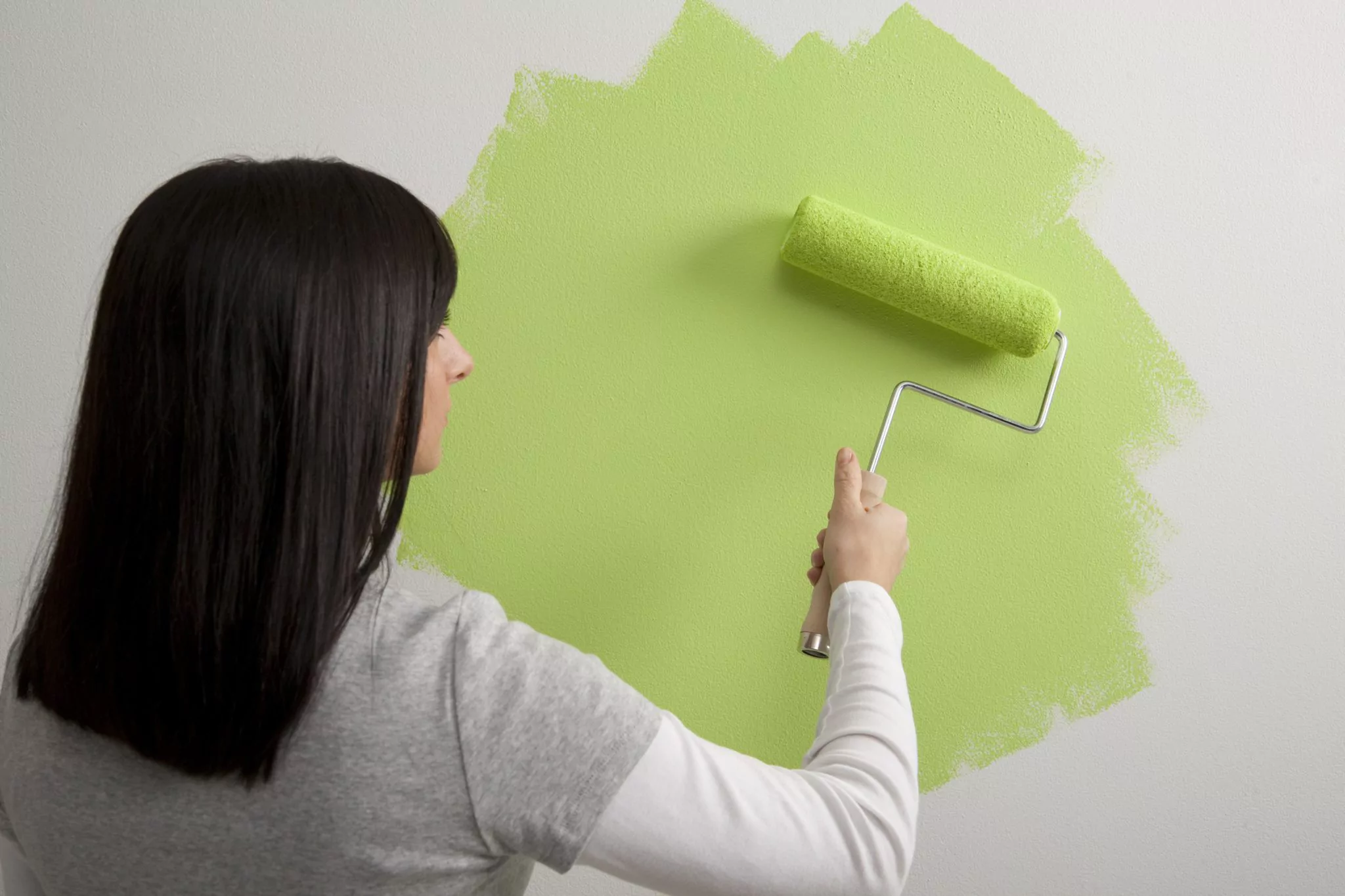 painting, change room dimensions with paint, how to make a small room look big with paint