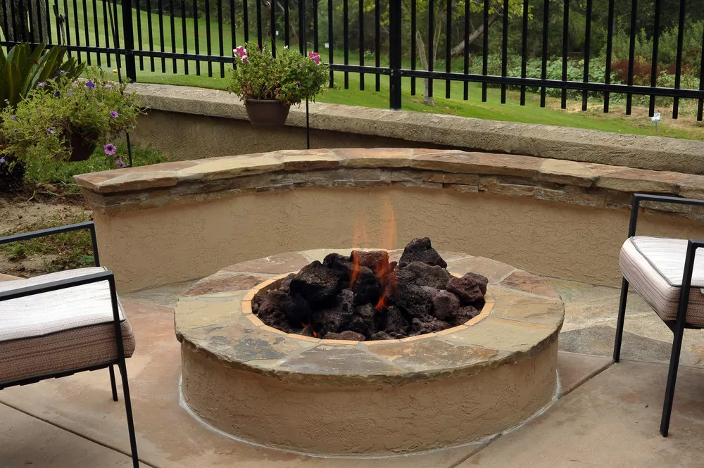How To Build A Fire Pit The, Can You Build A Fire Pit On Concrete Pad