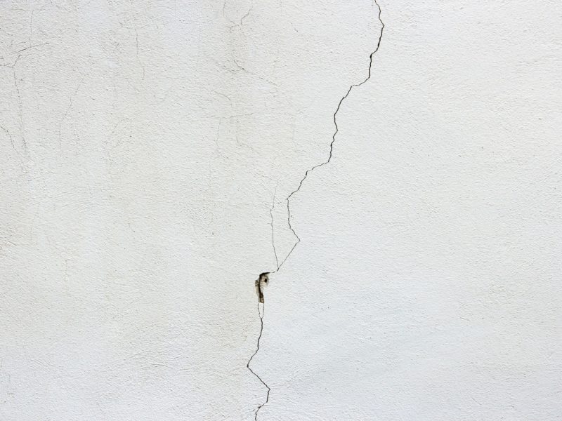 crack in foundation