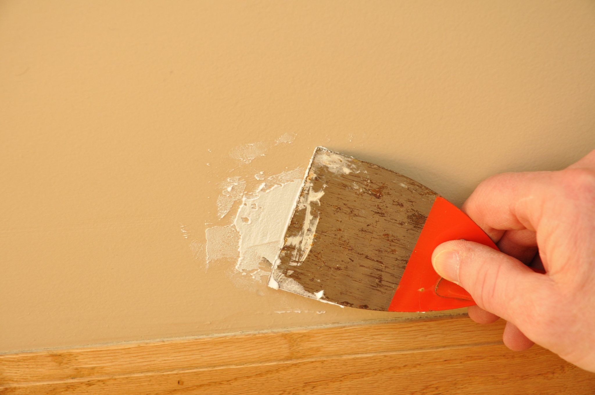 How to Repair Peeling Drywall Tape » The Money Pit