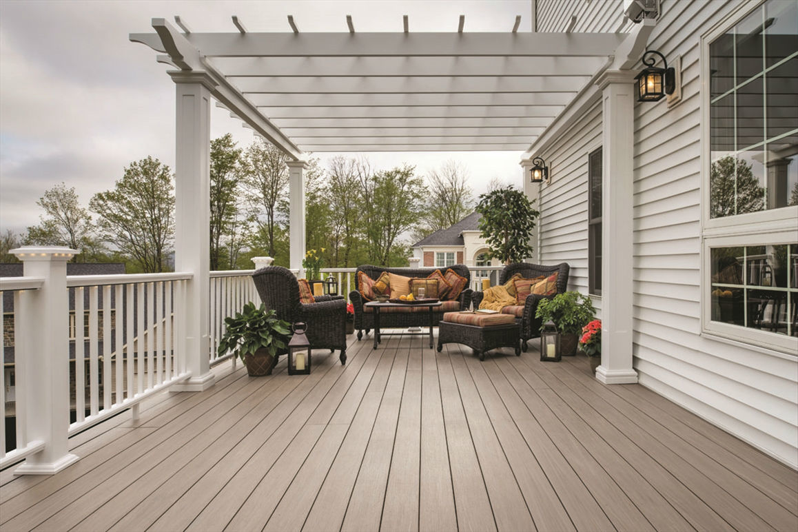zusammengesetzter Decking