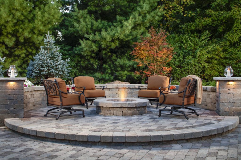 outdoor fire pit, patio decor