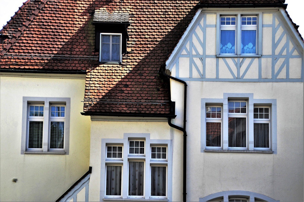 roof discoloration