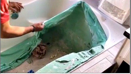 Protecting a bathtub removal project with Peel-Tek