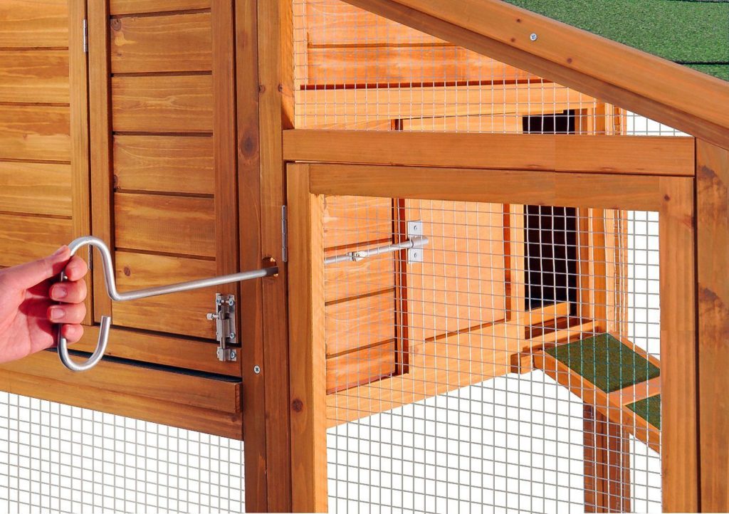 chicken coop with door