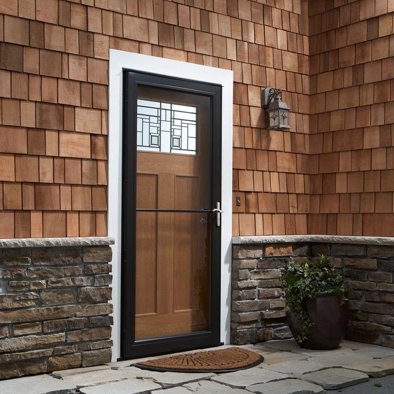 retractable screen door