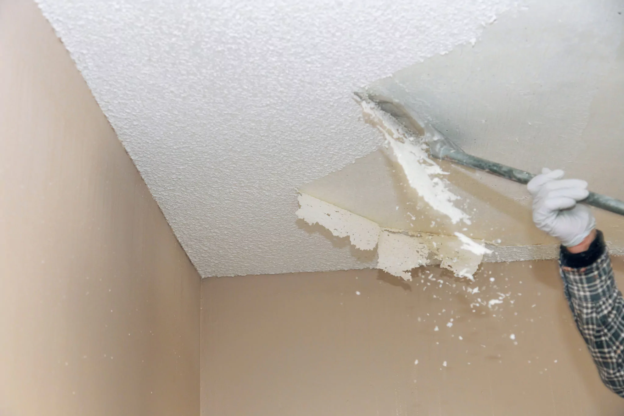 Remove Popcorn Ceiling