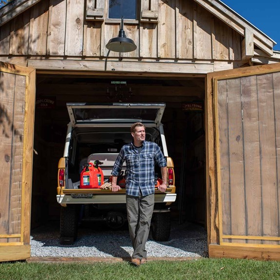 Garage with gas can on a truck bed