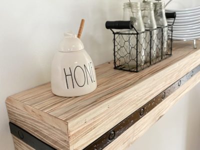 Floating kitchen shelf