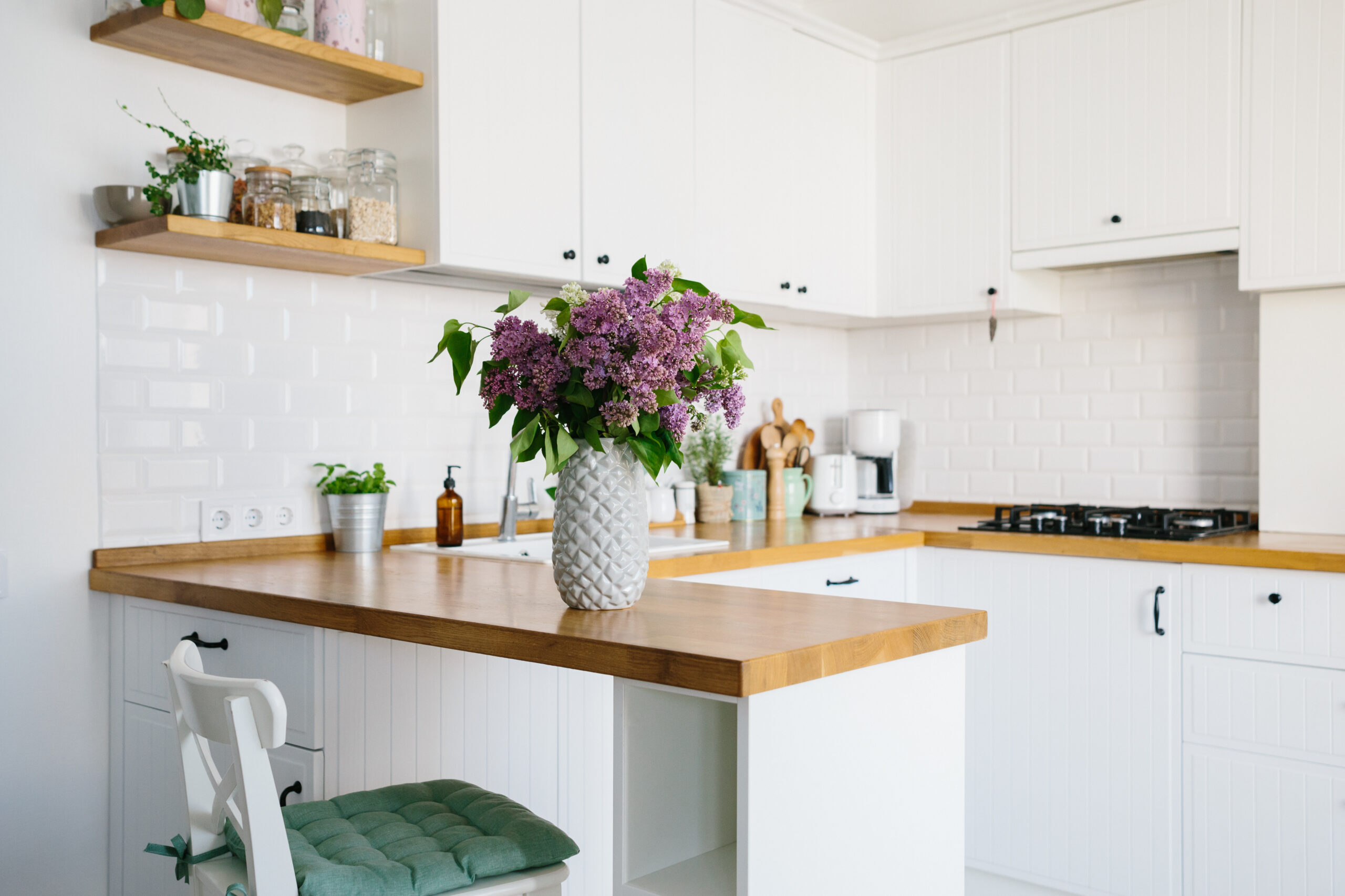 Small white kitchen